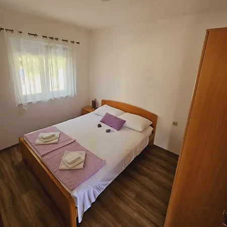 Apartment Lili Biograd Na Moru Buitenkant foto